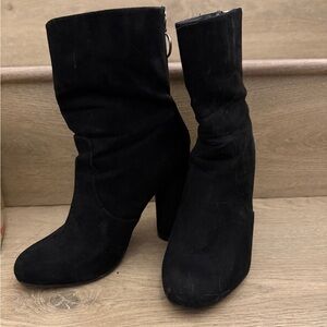 Elegant Black Suede Women's Boots